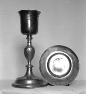 Calice, patène (1), église paroissiale Sainte-Trinité (La Bosse-de-Bretagne)