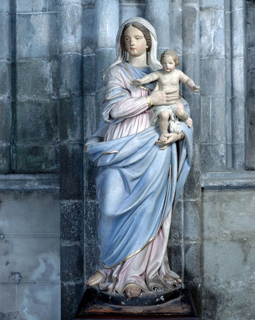 Statue 1 (grandeur nature) : Vierge à l'Enfant