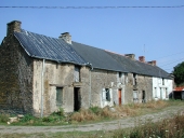 Alignement de maisons, la Métairie (La Chapelle-de-Brain)
