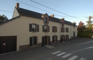 Maison à boutique, 8,10 rue de Clayes (Pleumeleuc)