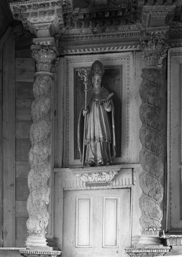 Statue : Saint Evêque, chapelle Saint-Thudec (Poullaouen)