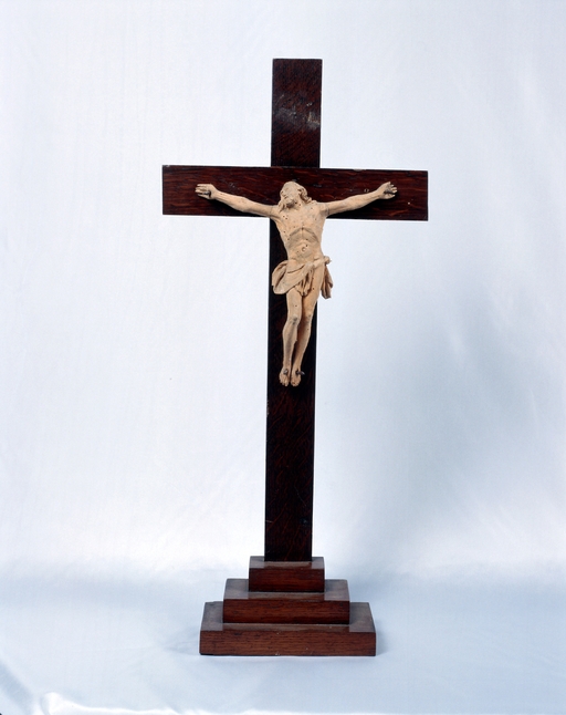 Croix d'autel 4
