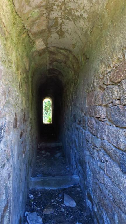 Magasin à poudre, fort central (Île-d'Houat)