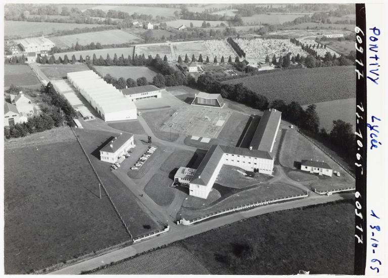 La décoration au titre du 1% artistique du lycée professionnel du Blavet (Pontivy)