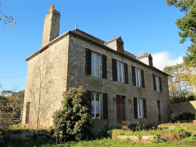 Maison, Bécherel (Saint-Aubin-du-Cormier)