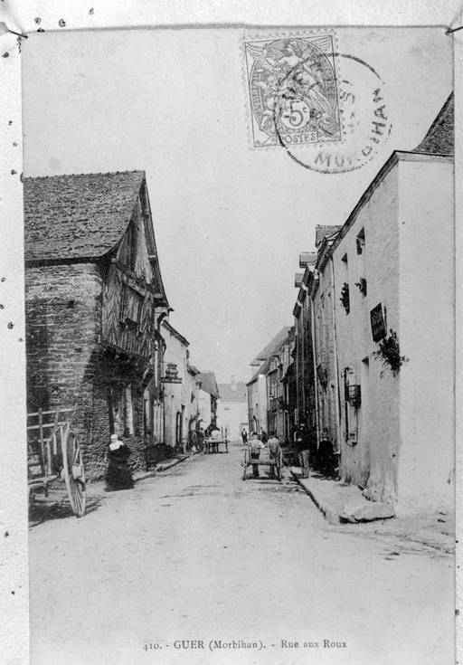 Maison de Guer et de sa femme, 16 rue aux Roux (Guer)