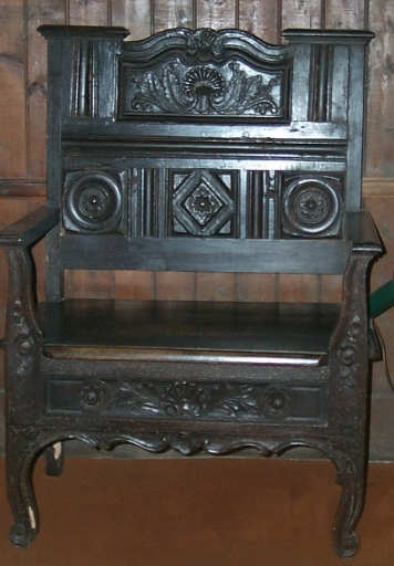 Fauteuil de célébrant