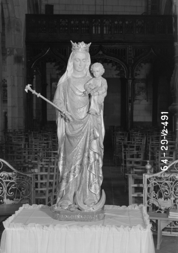 Statue : Vierge à l'Enfant, église paroissiale Notre-Dame de l'Assomption (Cléden-Poher)