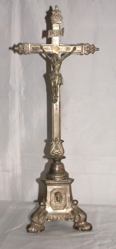 Croix d'autel 1