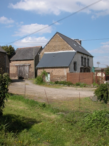 Ferme, actuellement maison, l'Aumône (Pleugueneuc)