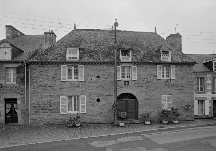 Maison, 10 rue de la Madeleine (La Chèze)