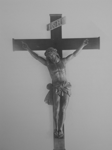 Croix 2 : Christ en croix
