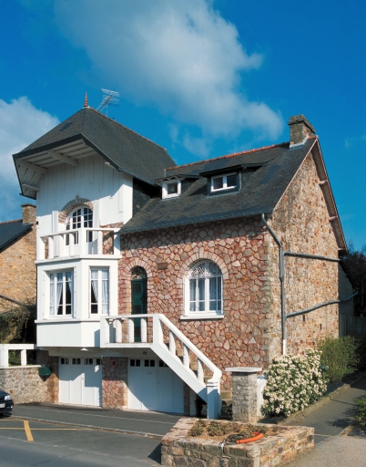 Maison dite Ker Julien, 14 rue des Ecoles (Liffré)