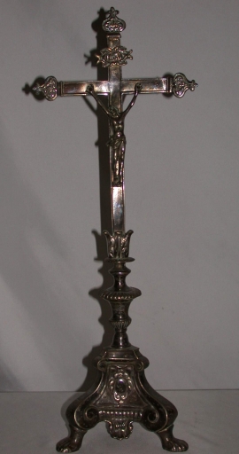 Croix d'autel 1