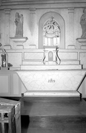 Retable, autel, tabernacle, exposition (maître-autel, retable à panneau compartimenté), église paroissiale Saint-Laurent (Callac)