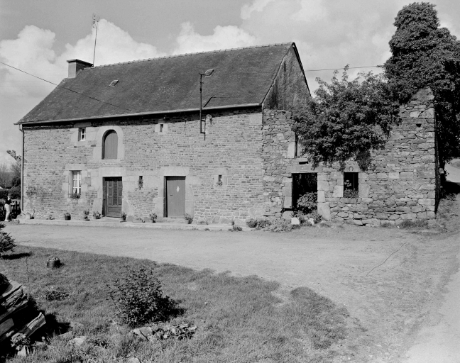 Maison, la Morois (Plémet)