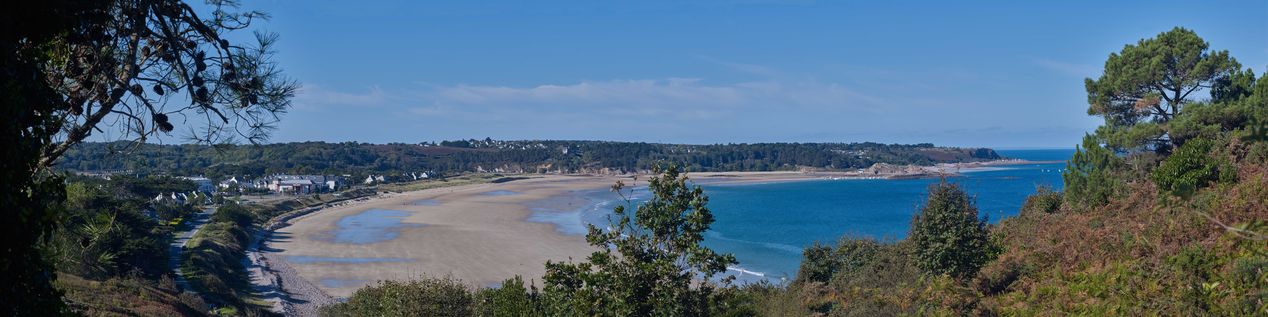 La station balnéaire des Sables-d'Or-les-Pins (Fréhel)