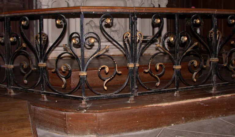 Clôture de chapelle