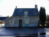 Maison, route départementale Bourg-des-comptes (Moussé)