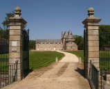 Les manoirs, le presbytère, les maisons, les fermes et les logis sur la commune de Plouguiel