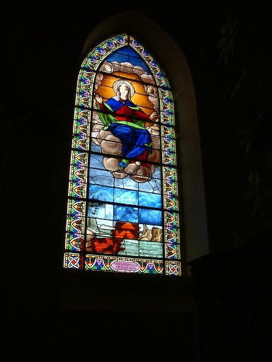 Verrière figurée : Notre-Dame du Guildo (baie 0)