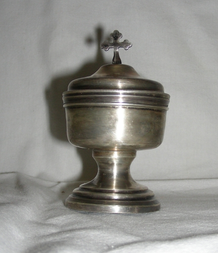 Ciboire des malades 1
