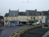 Place (Saint-Coulomb)