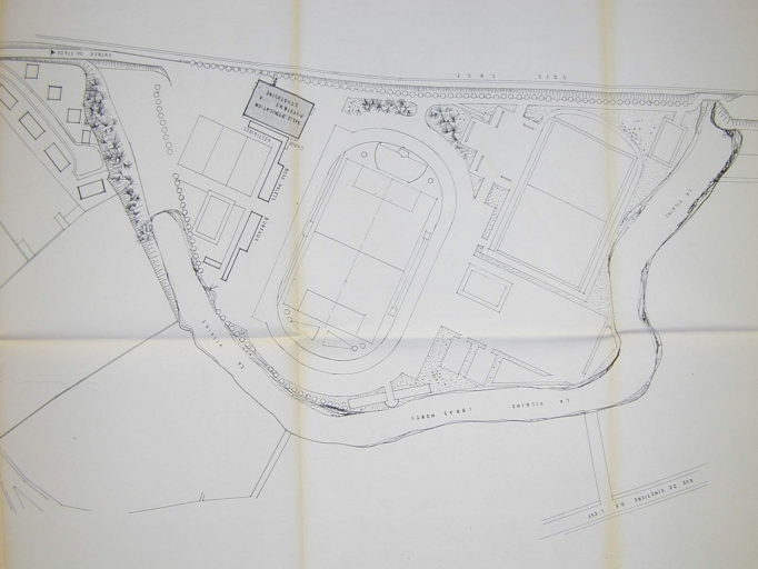 Stade, 119 rue Saint-Hélier ;  promenade Georges-Brassens (Rennes)