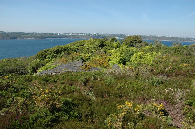Poste intérieur de la ligne de torpilles de fond du goulet de Brest, Kerlaër, Pointe de Cornouaille (Roscanvel)