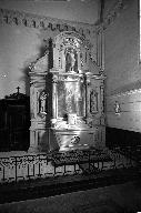 Autel, retable, tabernacle, gradins d'autel (2) (autel secondaire, autel tombeau, retable architecturé à niche), église paroissiale Saint-Pierre (Laillé)