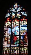 Verrière à personnages de la baie 4 : Présentation au temple, église Saint-Gilles (Malestroit)