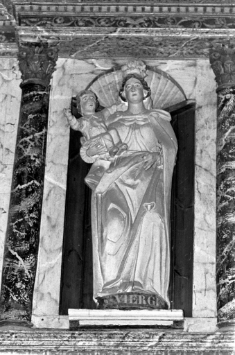Statue (petite nature) : Vierge à l'Enfant