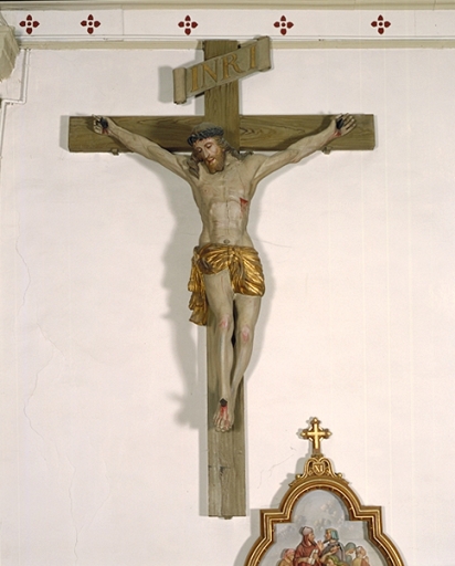 Croix : Christ en croix