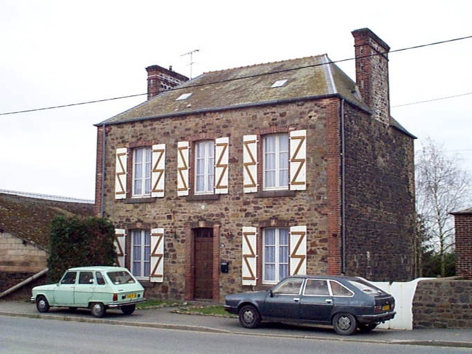 Maison, 30 rue Pierre Sémard (Dol-de-Bretagne)