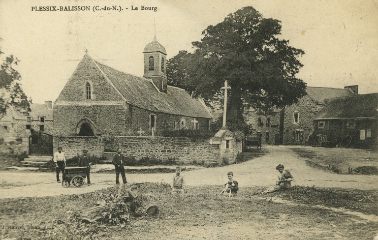 Bourg castral de Plessix-Balisson (fusionnée en Beaussais-sur-Mer en 2017)