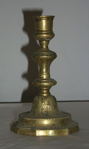 Chandelier 2