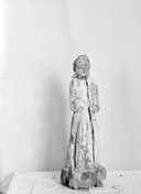 Statue : sainte Barbe (?), sainte Madeleine (?), église dite Chapelle Saint-Nicolas, le Binio (Augan)
