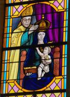 Verrières à personnages des baies 9 à 14, prieuré de bénédictins, église paroissiale Notre-Dame-du-Roc (Montautour)