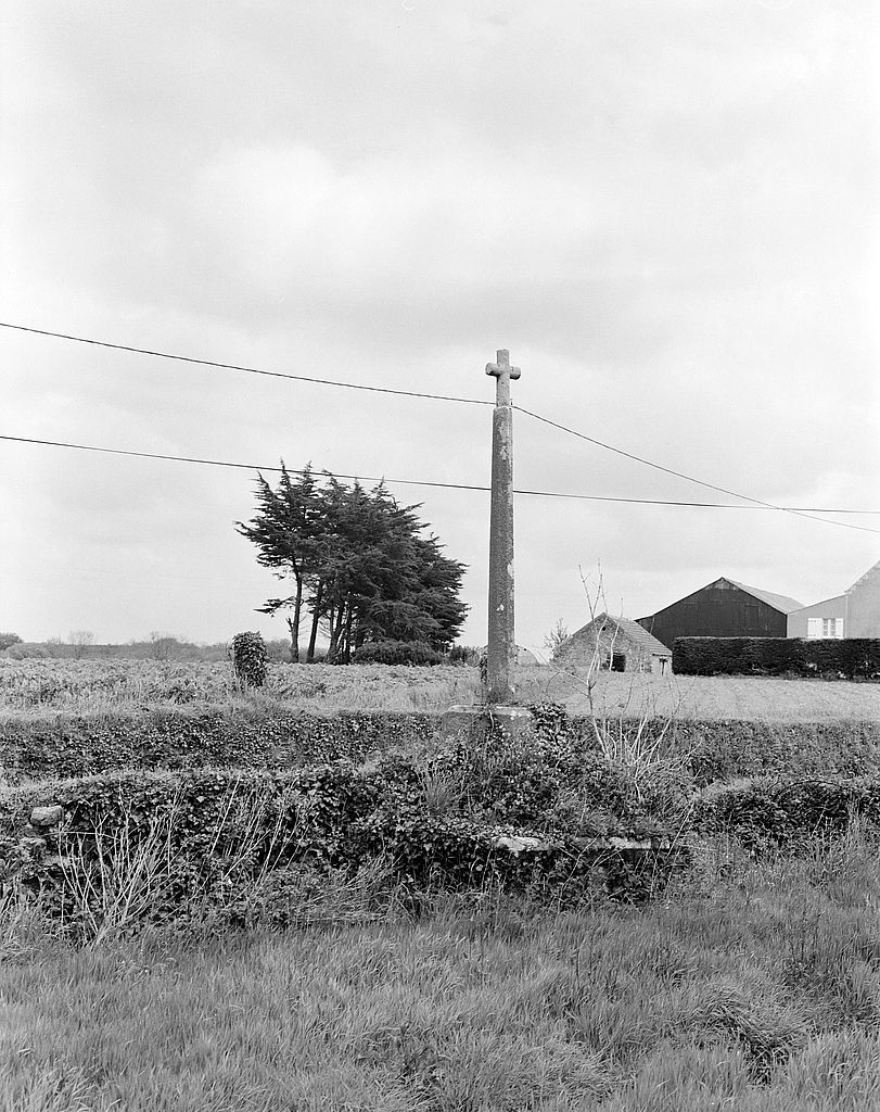 Croix monumentale, Lesplouenan (Plouénan)