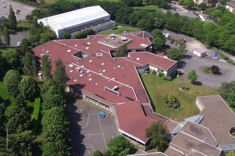 Gymnase Louis Guilloux, 76 avenue des Buttes de Coësmes (Rennes)