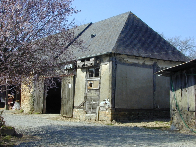 Étable à chevaux, le Haut de la Voie (Domalain)