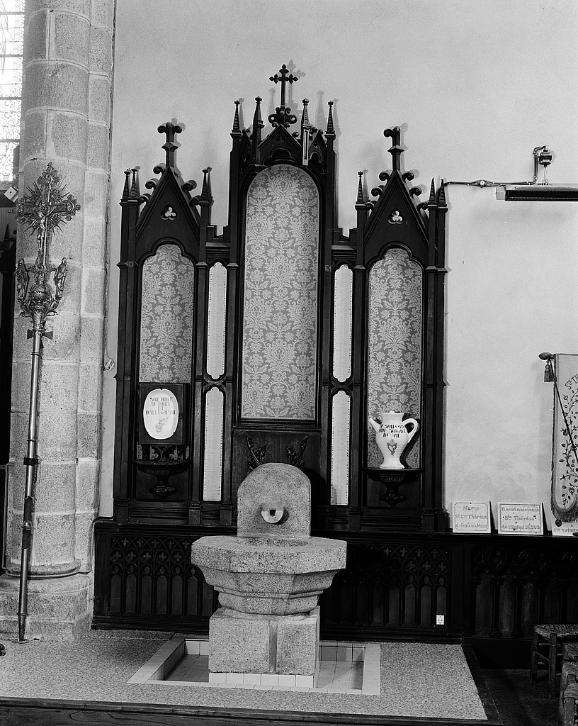 Retable, style néo-gothique, église paroissiale Notre-Dame (Île-de-Batz)