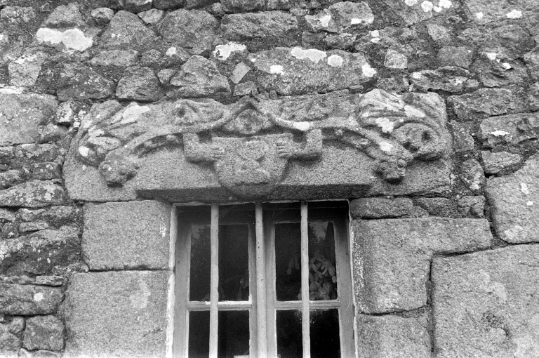 Ferme, Bazouges-sous-Hédé, le Cruel (Bazouges-sous-Hédé fusionnée avec Hédé pour former la commune de Hédé-Bazouges en 2009)