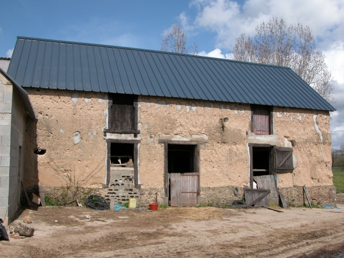 Ferme, actuellement étable, les Aulnaies (Gévezé)