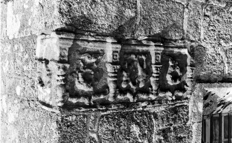Demi-relief, église paroissiale Saint-Servais (Saint-Servais)