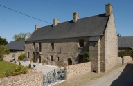 Les demeures, manoirs ou châteaux sur la commune de Sens-de-Bretagne