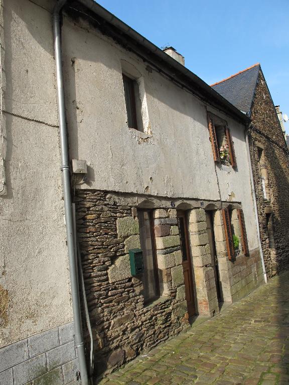 Ensemble de deux maisons jumelées, 2-4 rue Saint-Paul (Malestroit)