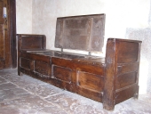 Banc-coffre d'église