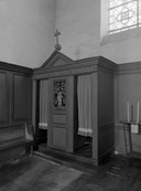 Confessionnal, style néo-classique, église paroissiale Sainte-Marie-Madeleine (Mondevert)