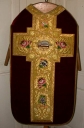 Ornement rouge : chasuble, étole